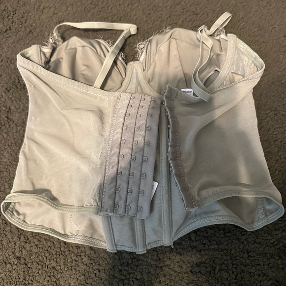 I'm about to move into a new apt, I have so much to go & more to come! - Picture 14 of 16